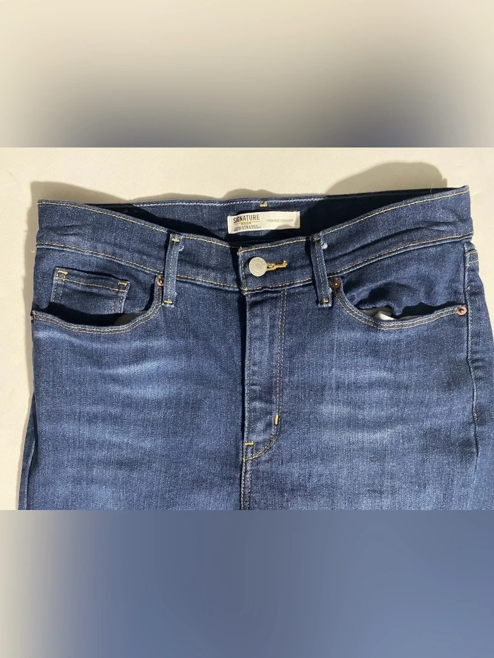 Signature by Levi Strauss used good